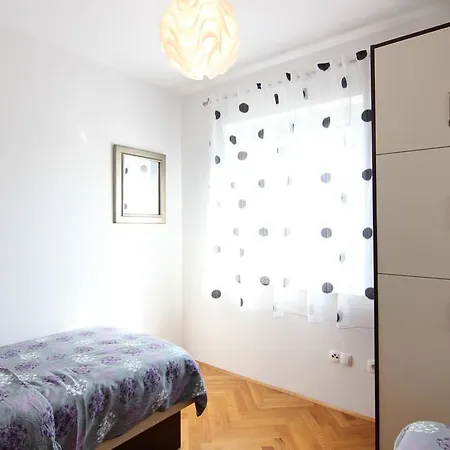 Apartment Lana